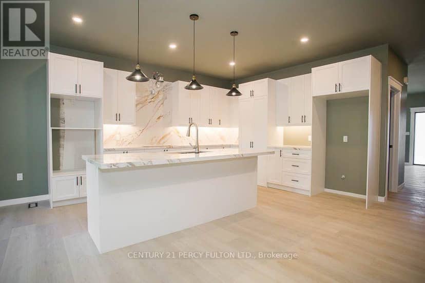 7 Scott Drive — photo 8 of 34