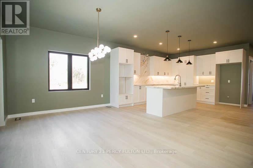 7 Scott Drive — photo 7 of 34