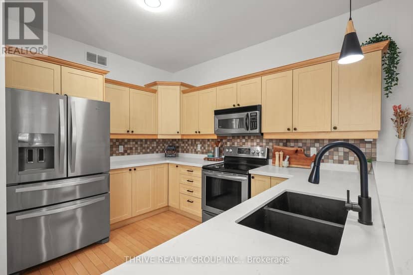 3 - 1571 Coronation Drive — photo 11 of 39