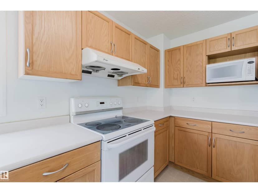 430 Hunters Green Gr NW NW — photo 16 of 40