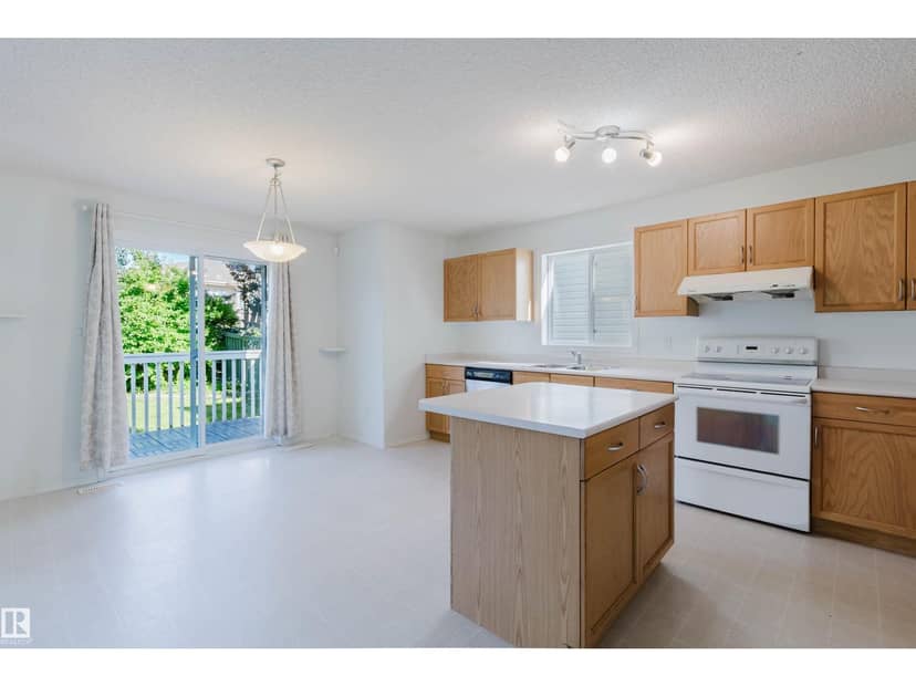 430 Hunters Green Gr NW NW — photo 10 of 40