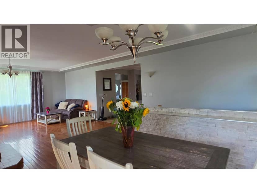 9000 Lyman Drive, Dawson Creek, photo 4