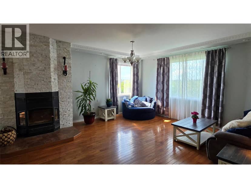 9000 Lyman Drive, Dawson Creek, photo 6