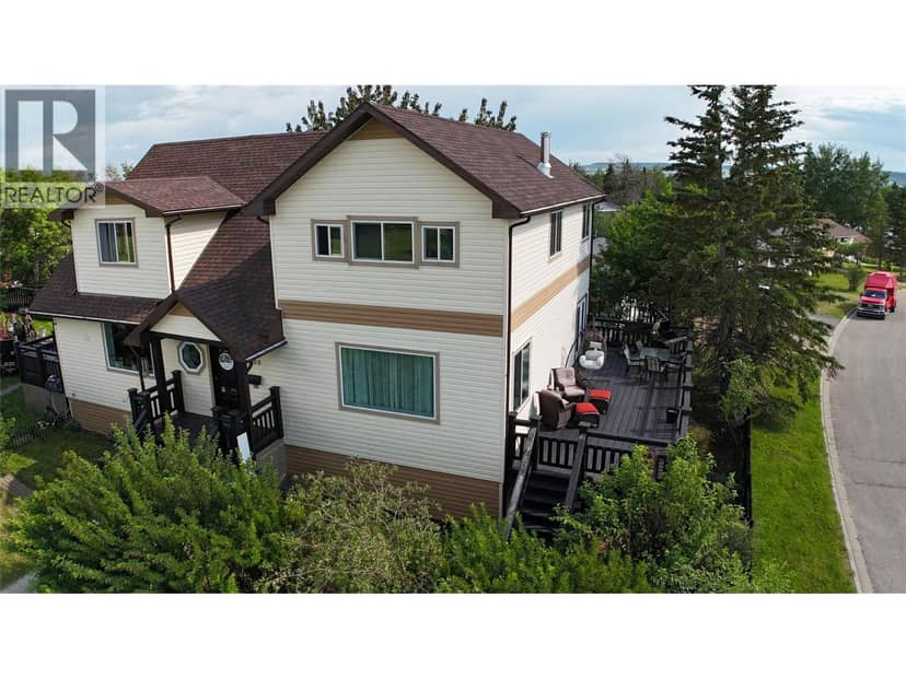 9000 Lyman Drive, Dawson Creek
