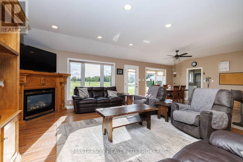 14064 King Road — photo 9 of 40