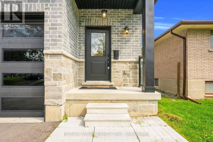 131 Guelph Street — photo 4 of 40