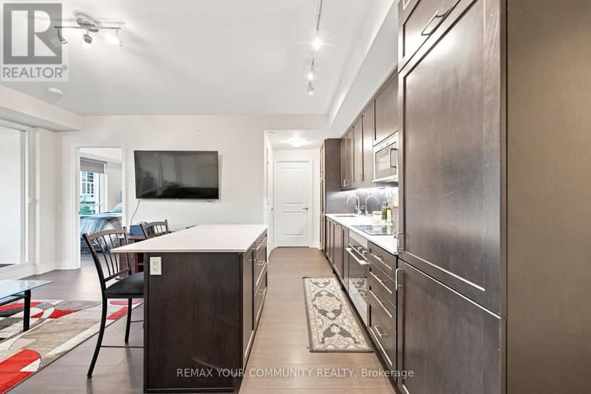 406 - 9075 Jane Street — photo 11 of 26