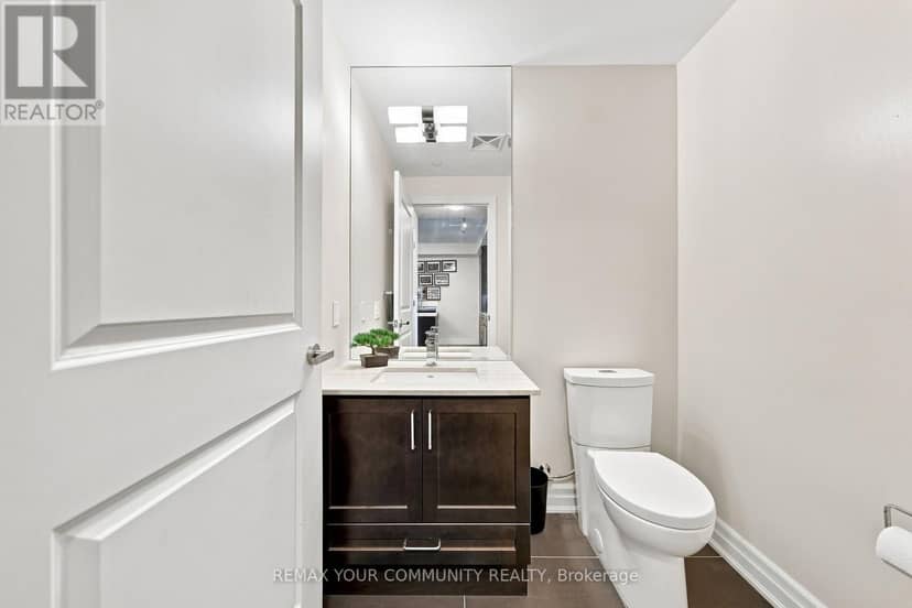 406 - 9075 Jane Street — photo 24 of 26