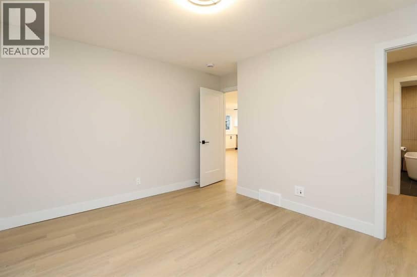 1418 25 Avenue N — photo 20 of 40