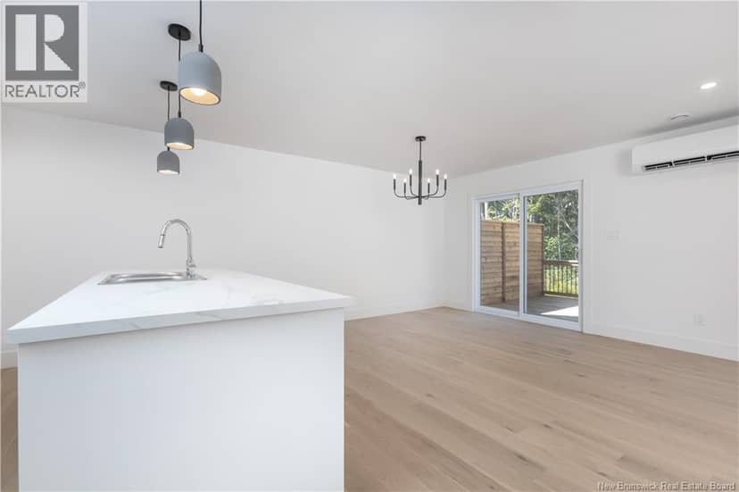 137 Rosenburg Street — photo 2 of 21