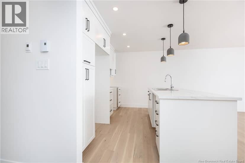 137 Rosenburg Street — photo 6 of 21