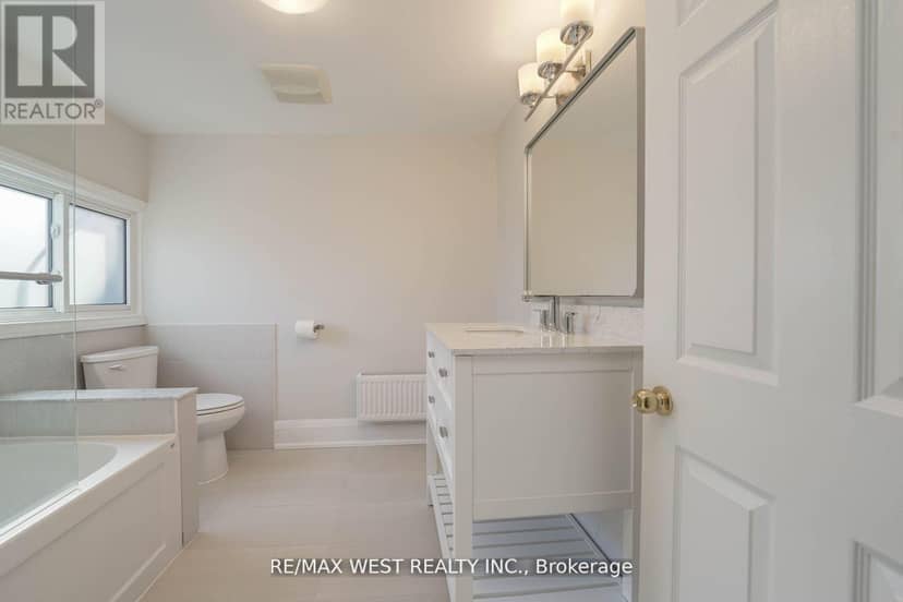 115 Edwin Avenue — photo 19 of 39