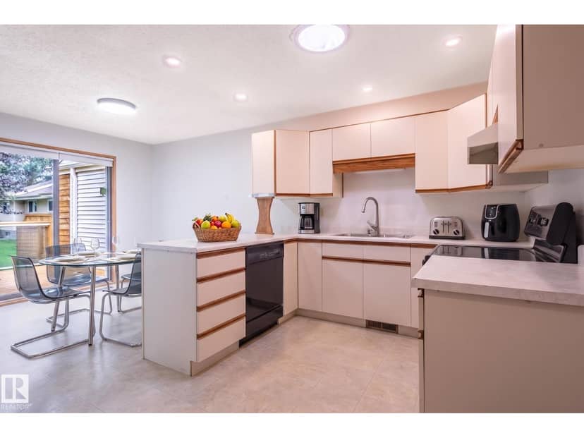 241 Oeming Rd NW, Edmonton, photo 6