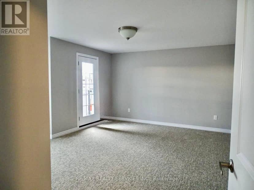 204 Bethune Avenue — photo 11 of 20