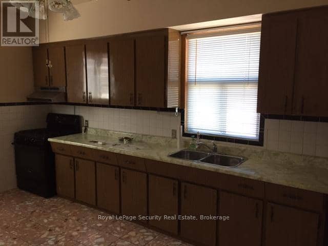 464 Euclid Avenue — photo 11 of 20
