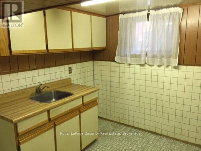 464 Euclid Avenue — photo 8 of 20