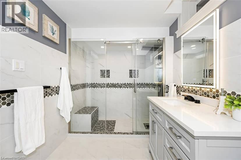 27 CARVER Drive — photo 32 of 40