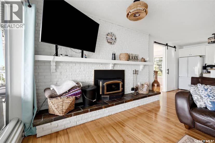 46 Bartlett PLACE — photo 10 of 40
