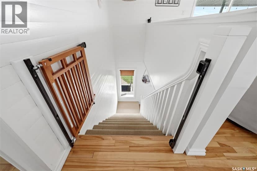 46 Bartlett PLACE — photo 26 of 40