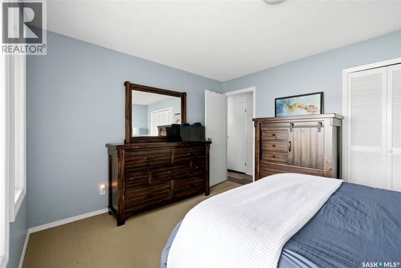 46 Bartlett PLACE — photo 34 of 40