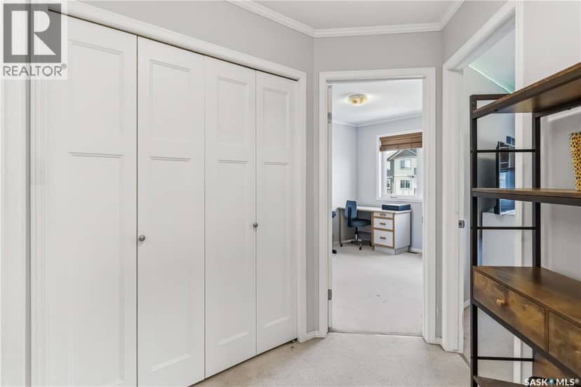 212 110 Shillington CRESCENT — photo 20 of 25