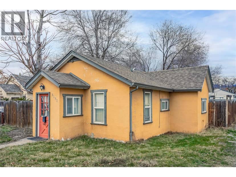 2293 Woodlawn Street, Kelowna