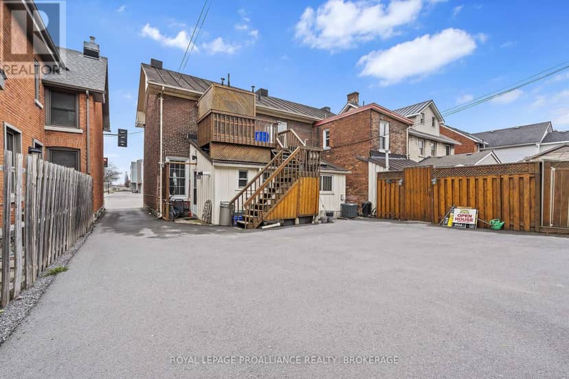 274 Wellington Street — photo 27 of 27