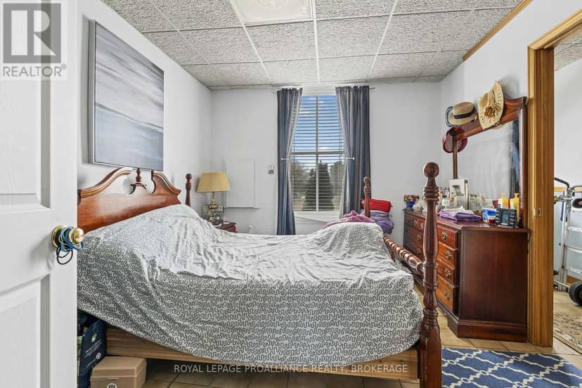 274 Wellington Street, Kingston, photo 4
