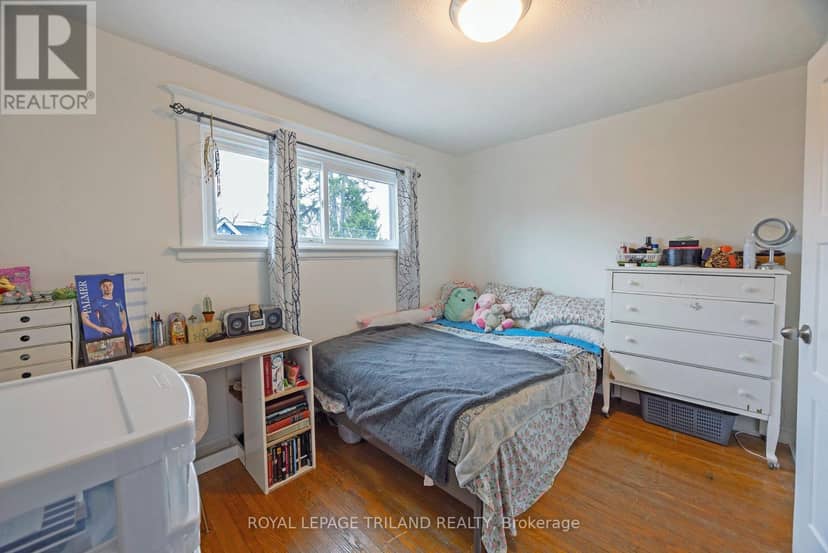 208 Edward Street — photo 25 of 40