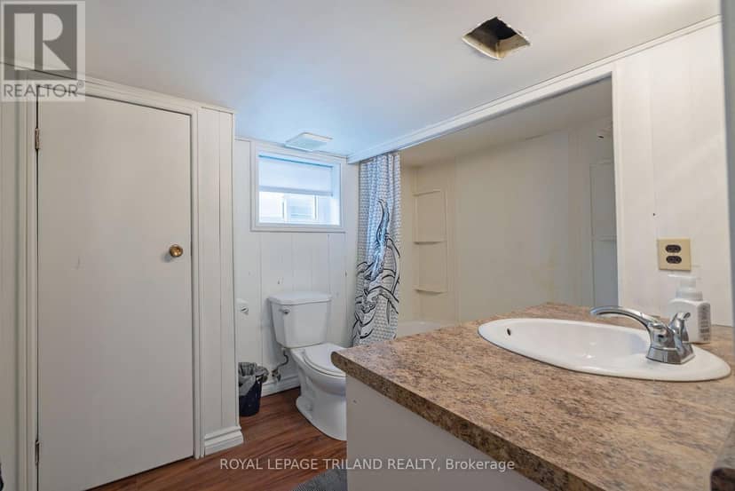 208 Edward Street — photo 28 of 40