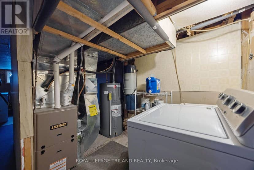 208 Edward Street — photo 32 of 40