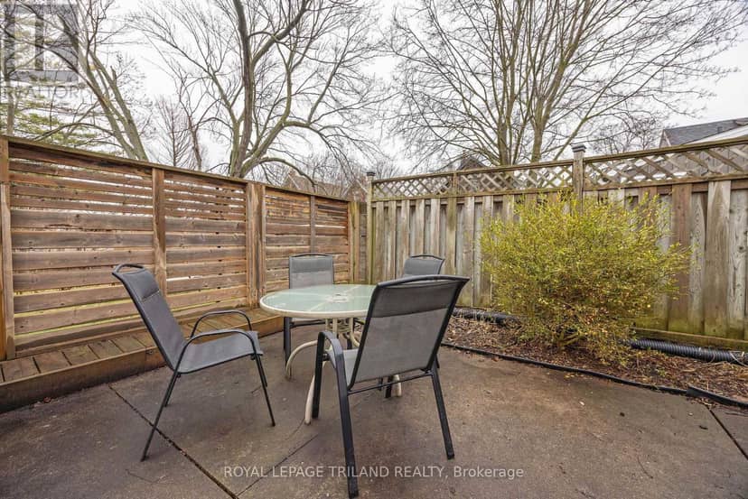 208 Edward Street — photo 37 of 40
