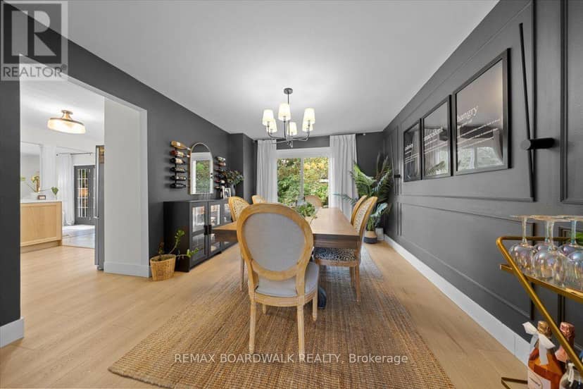 11 Duncan Street — photo 21 of 40