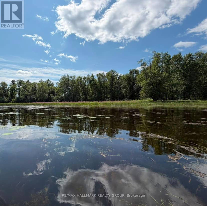 180 Kedey Island, Ottawa, photo 2