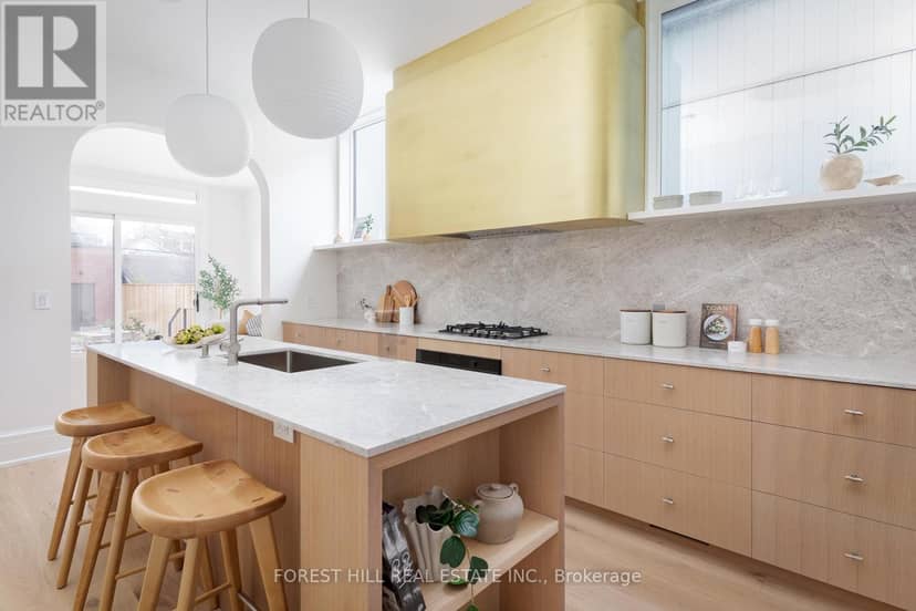 61 Foxley Street — photo 15 of 40