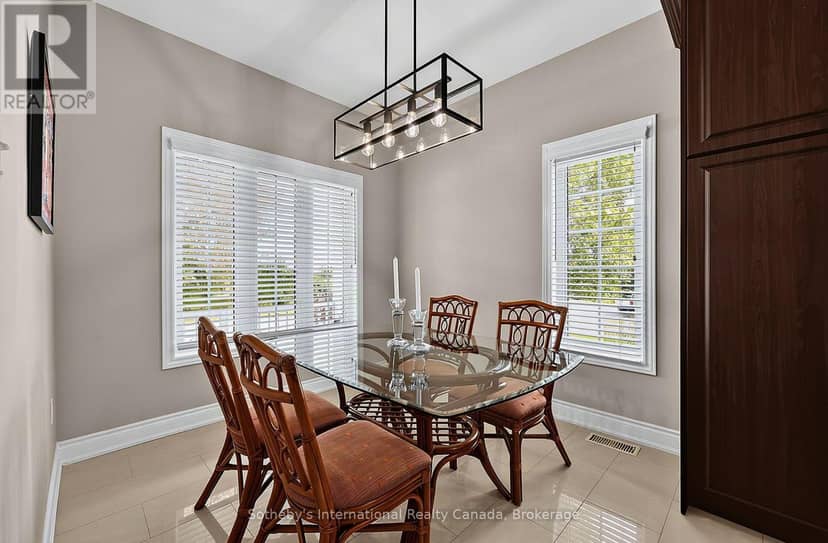 48 Thomas Drive — photo 6 of 40