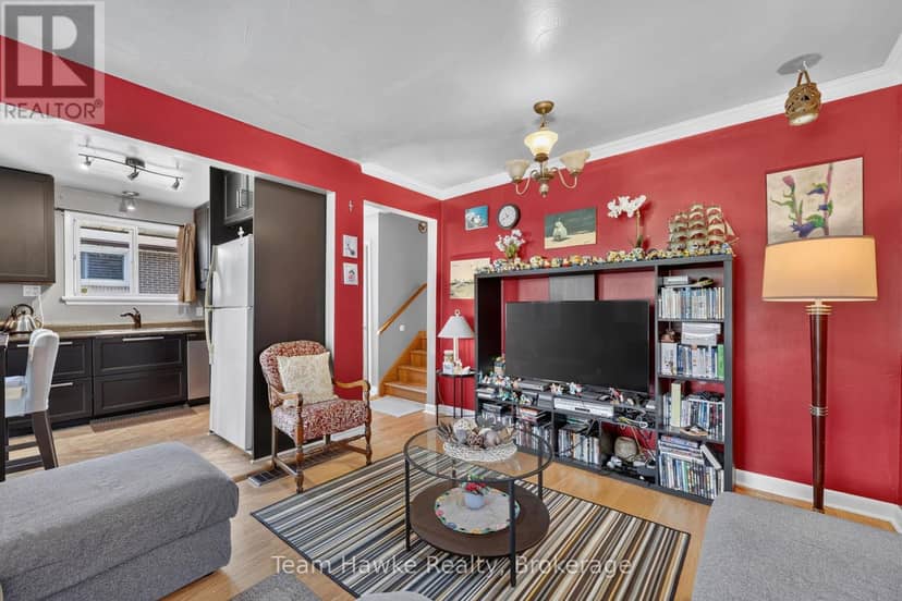 320 Scott Street — photo 11 of 40