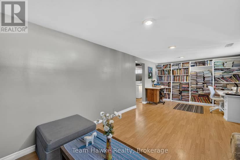 320 Scott Street — photo 25 of 40