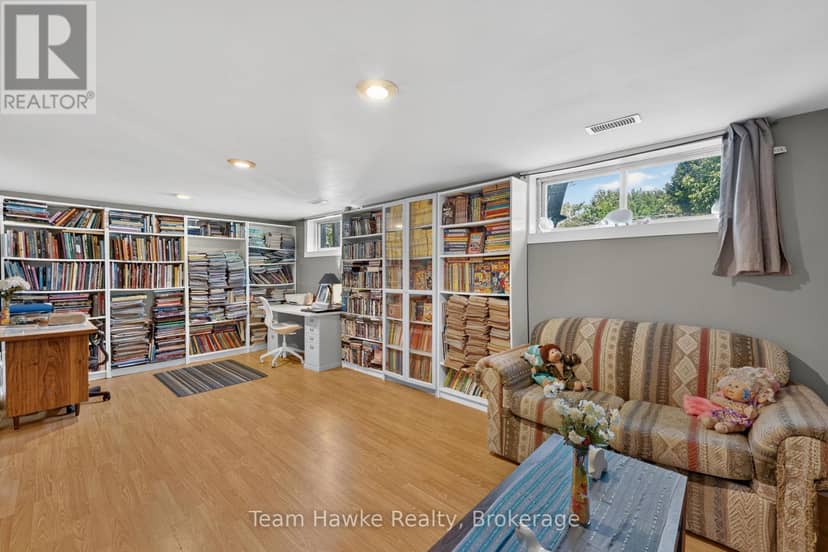 320 Scott Street — photo 26 of 40