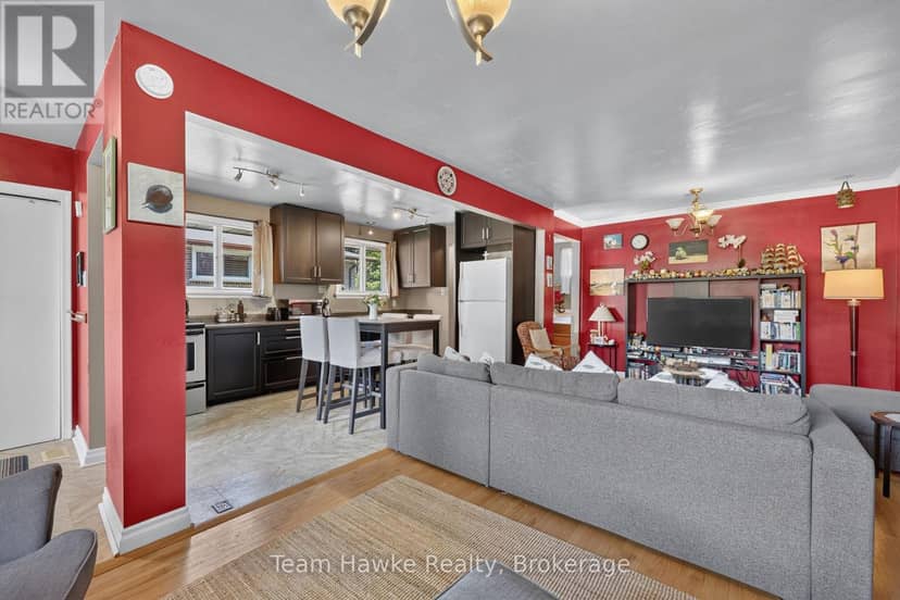 320 Scott Street — photo 8 of 40