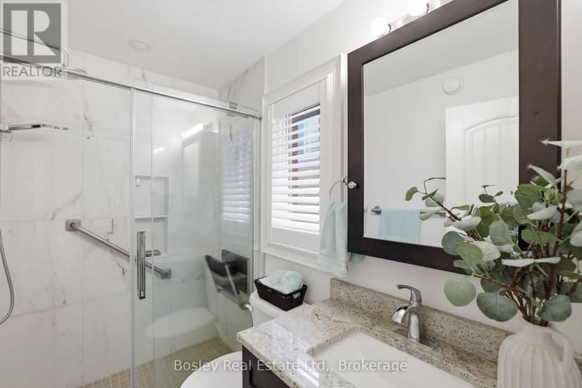 28 Clark Street — photo 21 of 40