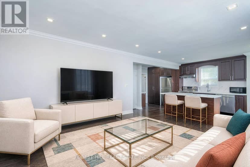 32 Stamford Square N, Toronto, photo 4