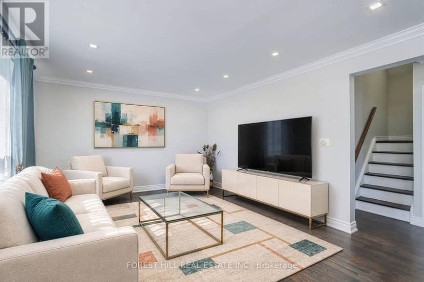 32 Stamford Square N, Toronto, photo 6