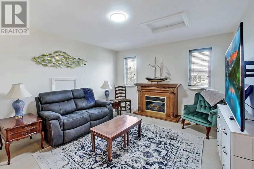 8 Russett Drive — photo 17 of 30