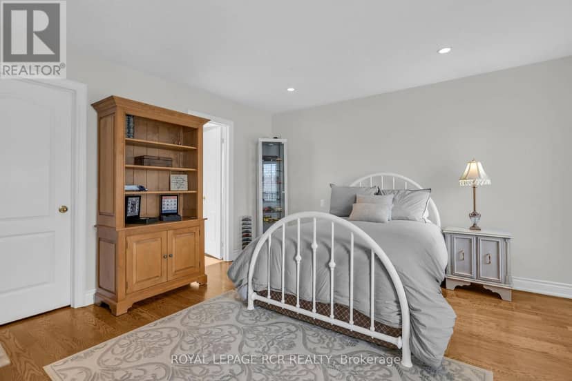 70 English Daisy Court — photo 26 of 39