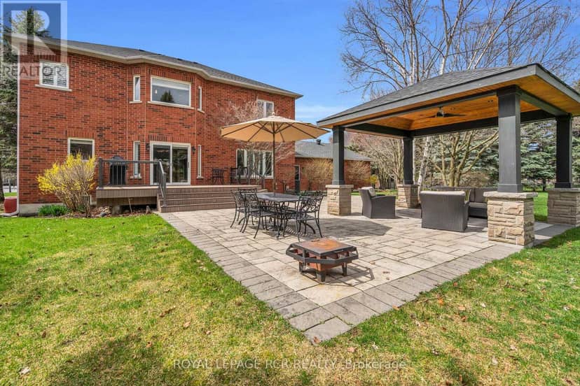 70 English Daisy Court — photo 32 of 39