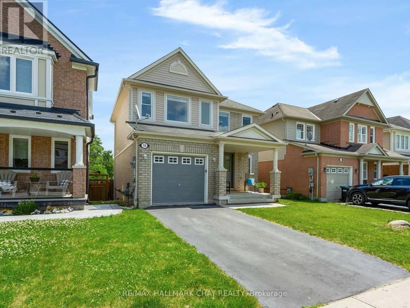 19 Callander Crescent — photo 4 of 40