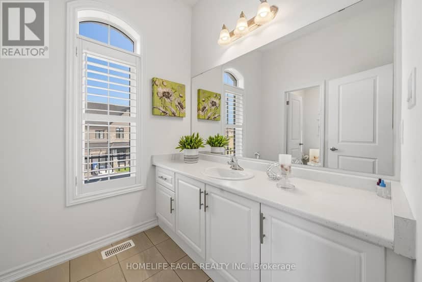 20 Viola Street — photo 27 of 32