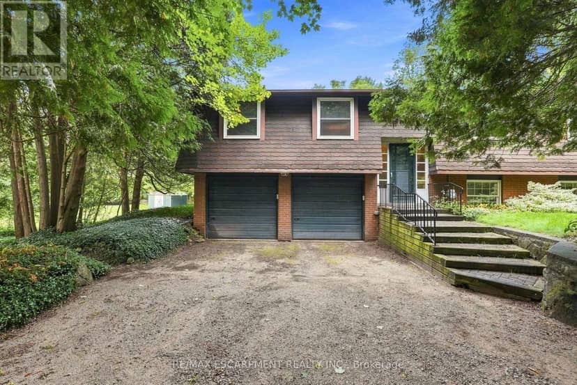 8553 Guelph Line — photo 1 of 40