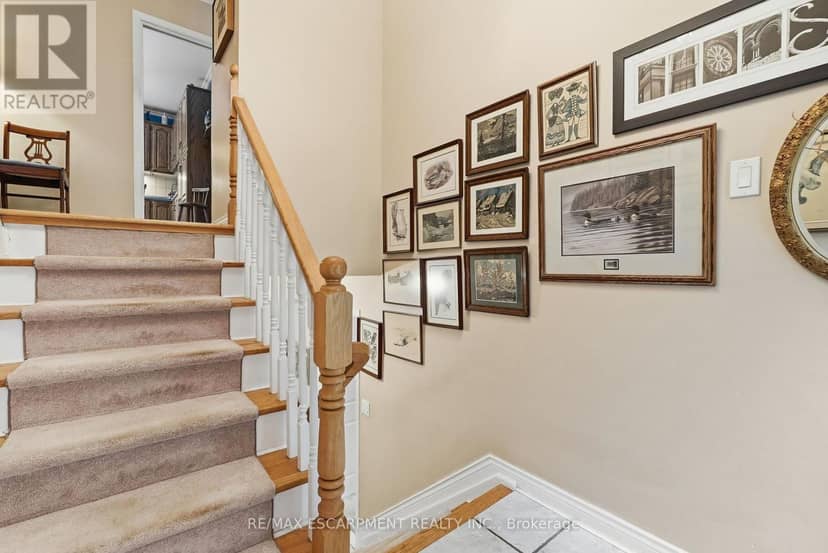 8553 Guelph Line — photo 24 of 40